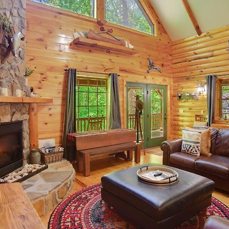 Tree Top Lodge - Gorgeous Lake Cabin With Hot Tub & Magnificent Views Of Forests And Mountains! Cabin Butler Exterior foto