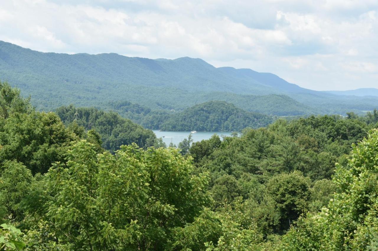 Tree Top Lodge - Gorgeous Lake Cabin With Hot Tub & Magnificent Views Of Forests And Mountains! Cabin Butler Exterior foto