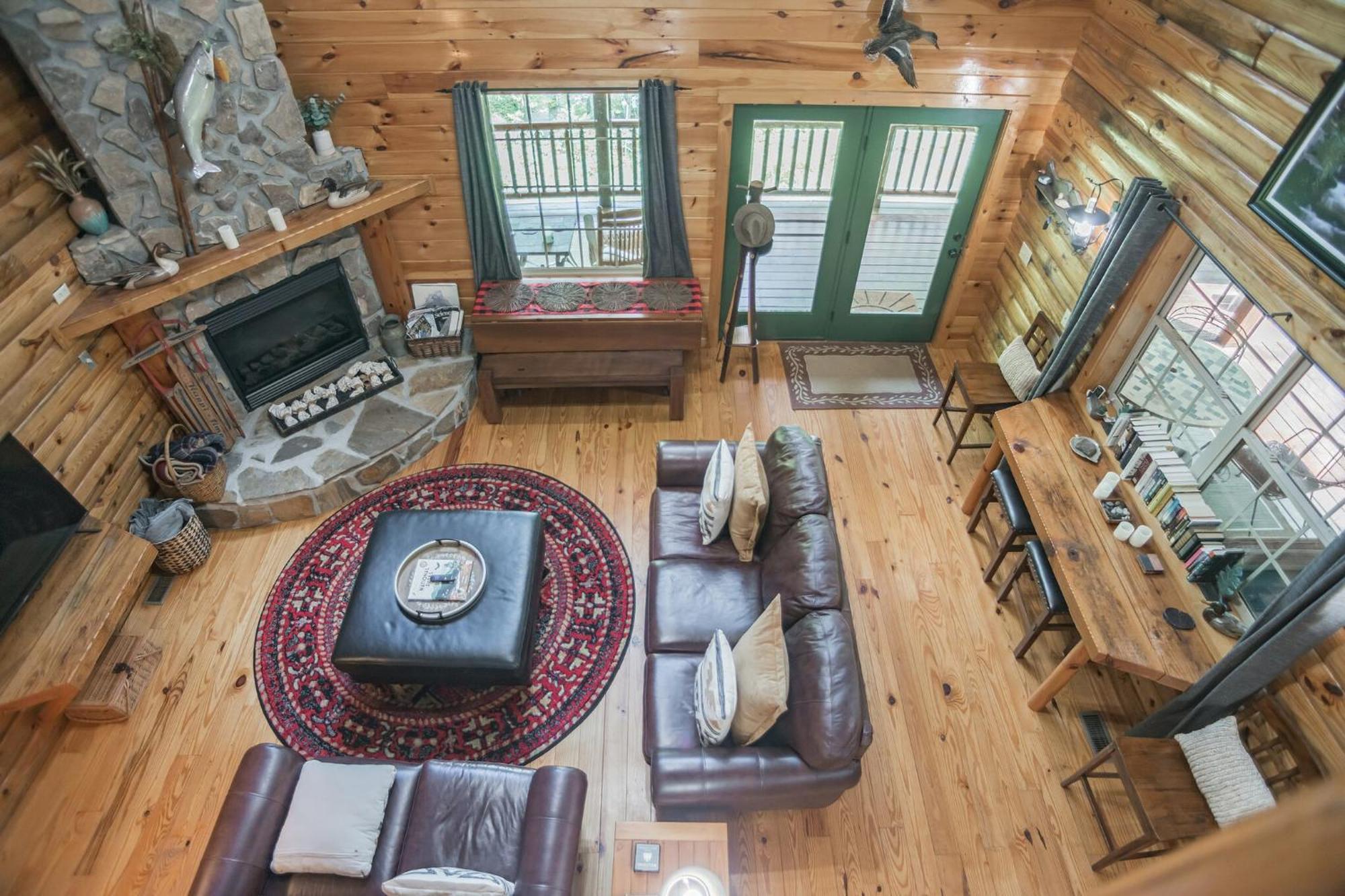 Tree Top Lodge - Gorgeous Lake Cabin With Hot Tub & Magnificent Views Of Forests And Mountains! Cabin Butler Exterior foto