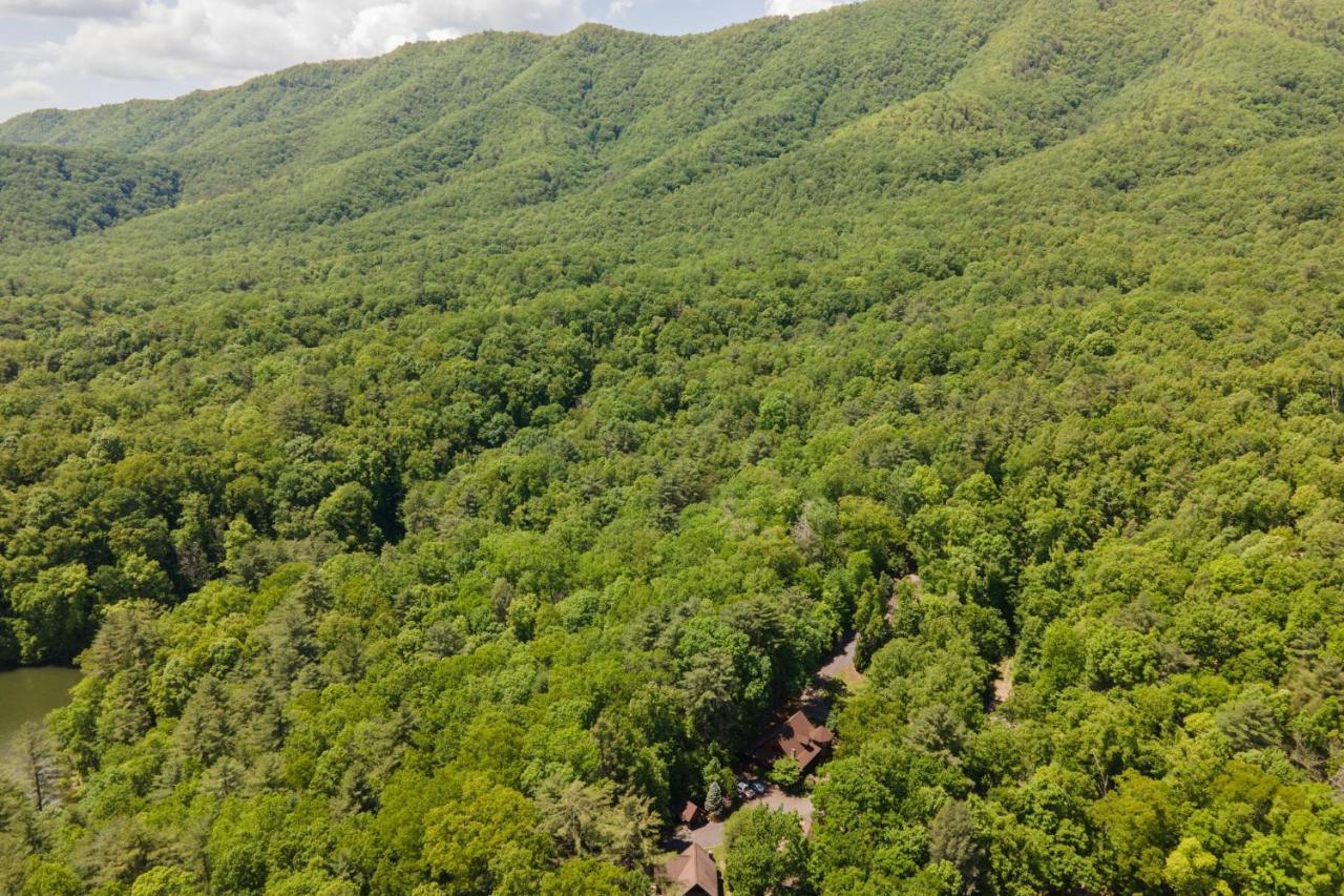 Tree Top Lodge - Gorgeous Lake Cabin With Hot Tub & Magnificent Views Of Forests And Mountains! Cabin Butler Exterior foto